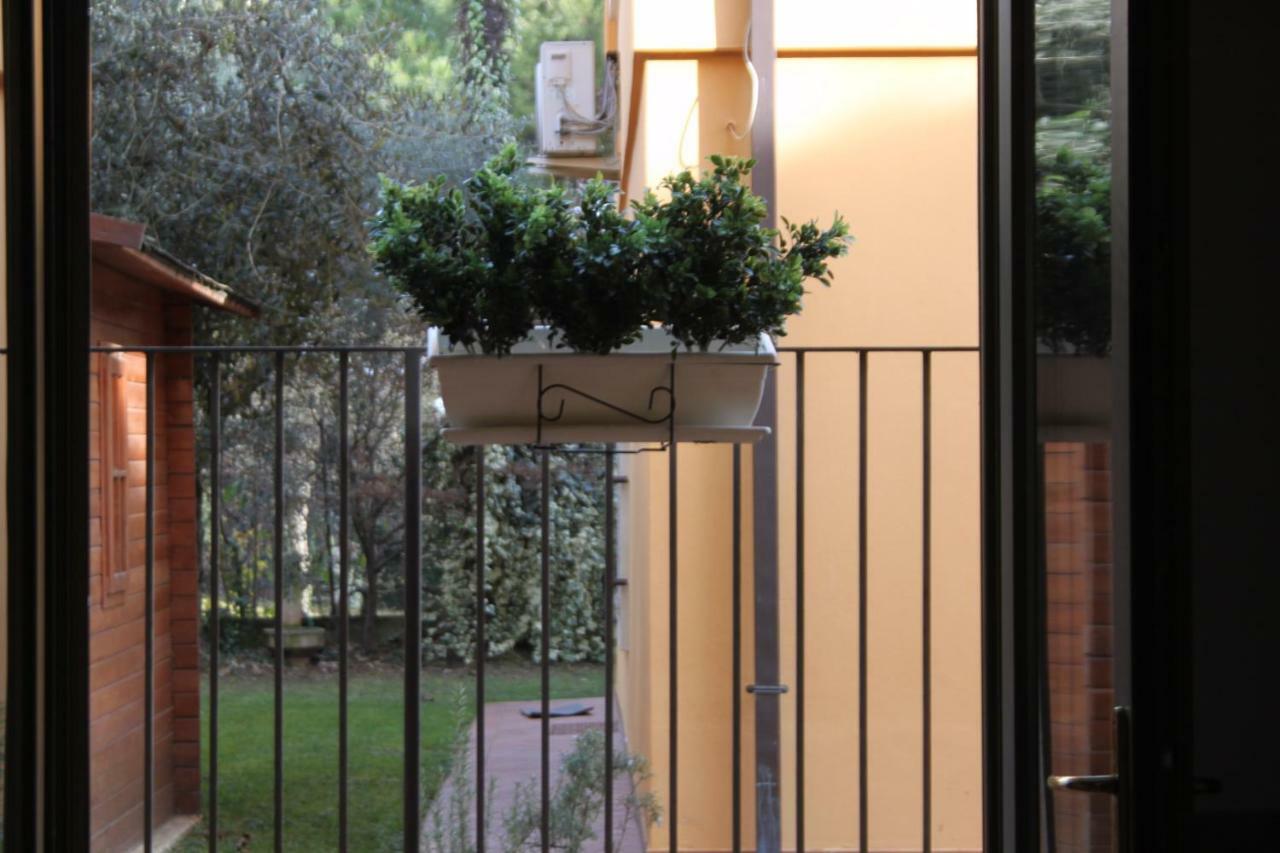 Goccia Di Lago Desenzano del Garda Exteriör bild